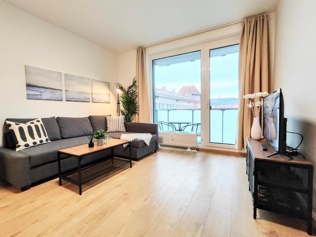 Yarn - Brand New - Free Parking - Balcony With City View - Central Shopping Mall Bratislava Exterior foto
